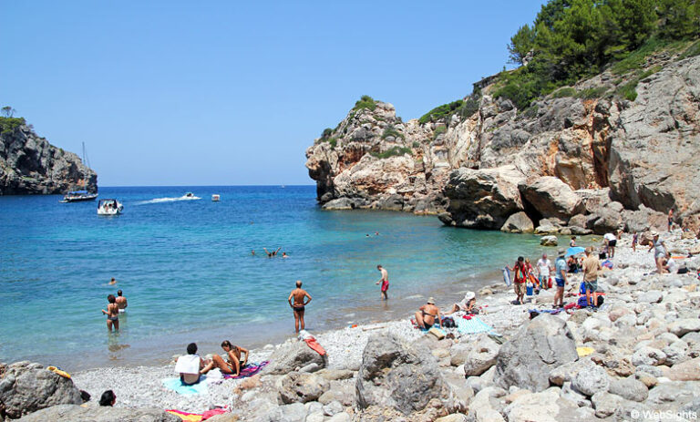 Cala Deia beach | Mallorca Beaches